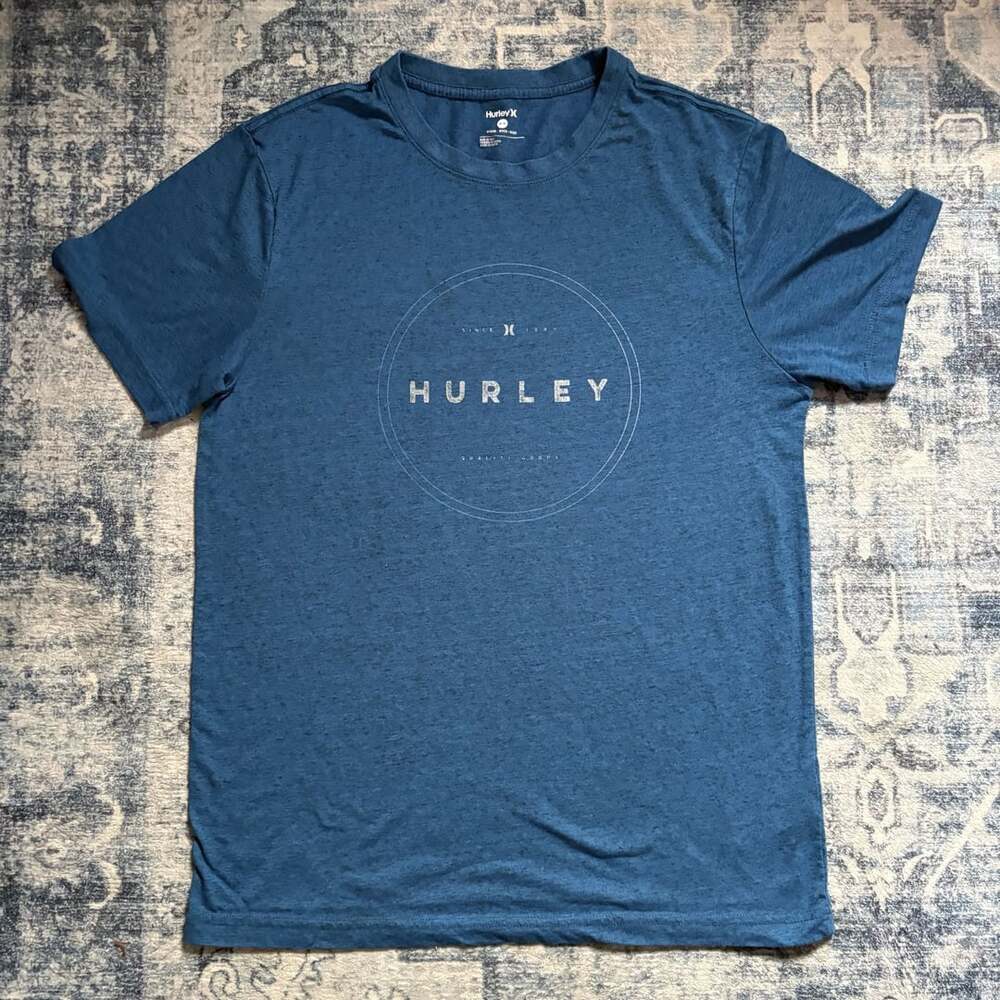 Hurley T-Shirt Size Medium Blue Graphic Quality Goods Surf